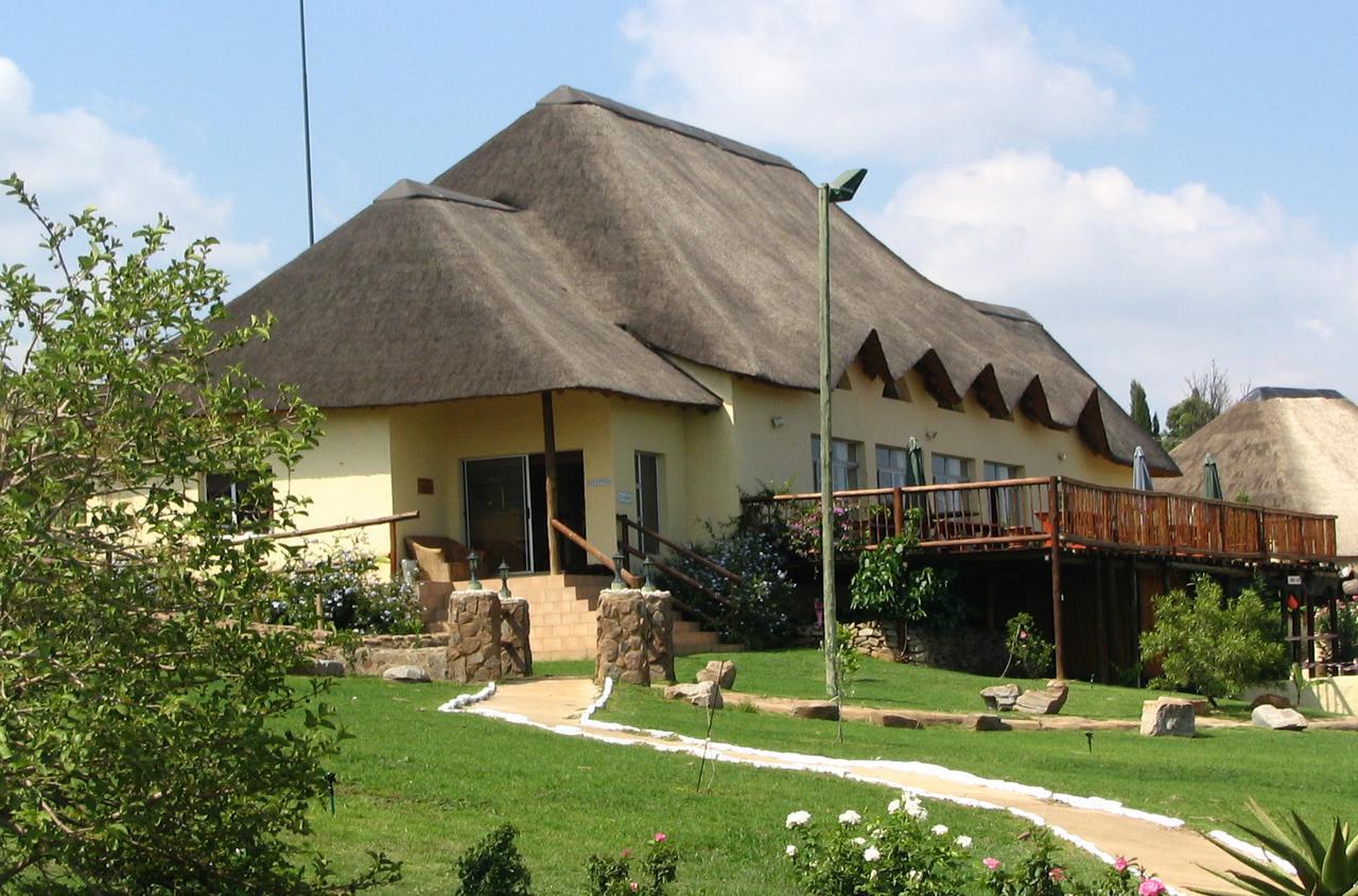 The Nutbush Boma Lodge Hekpoort Zewnętrze zdjęcie